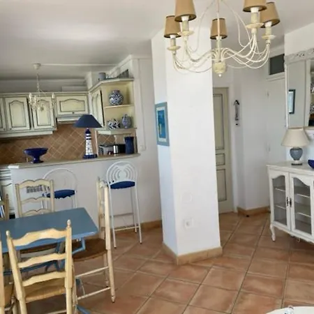 C2m Sur Grau Du Roi Apartament Le Grau-du-Roi